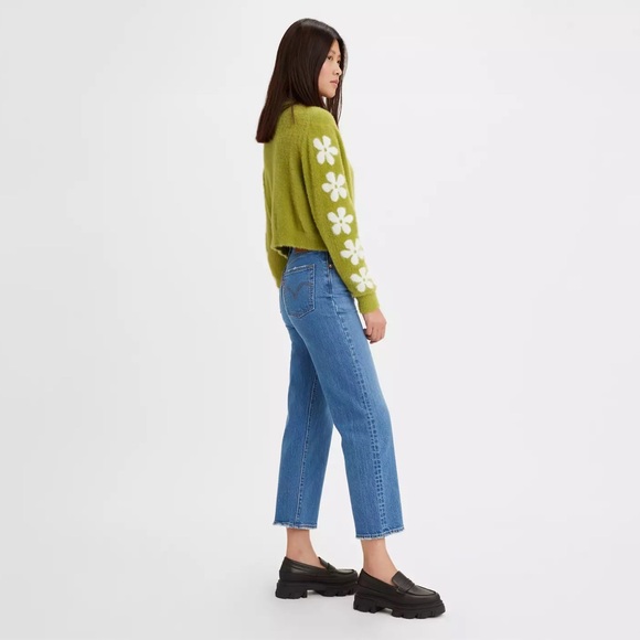 LEVIS Ribcage Straight Ankle Jean in Light Wash Size 25 - Picture 2 of 9